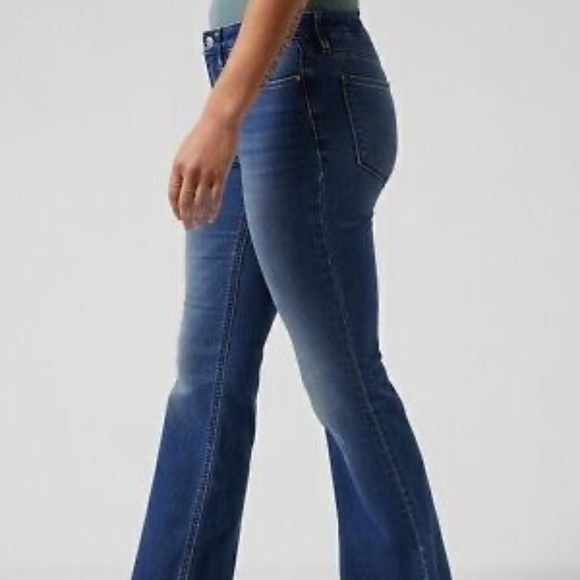 Athleta Sculptek Flare Jean in True Blue - 8 Tall - Picture 1 of 10
